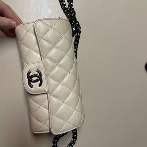 Chanel Wallet on Chain
